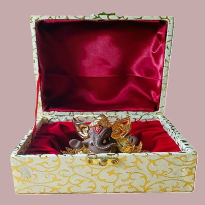 Ganesha idol (Gift Box)
